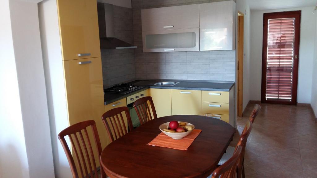 Apartments Ema ヴィル エクステリア 写真